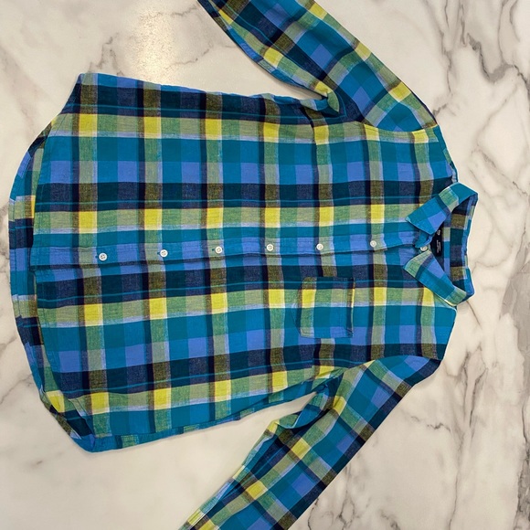 Gap women’s plaid Boyfriend fit button down long sleeve shirt - Picture 2 of 9